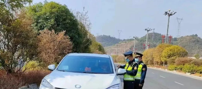網(wǎng)約車(chē)平臺(tái)_網(wǎng)約車(chē)軟件開(kāi)發(fā)_網(wǎng)約車(chē)經(jīng)營(yíng)許可證